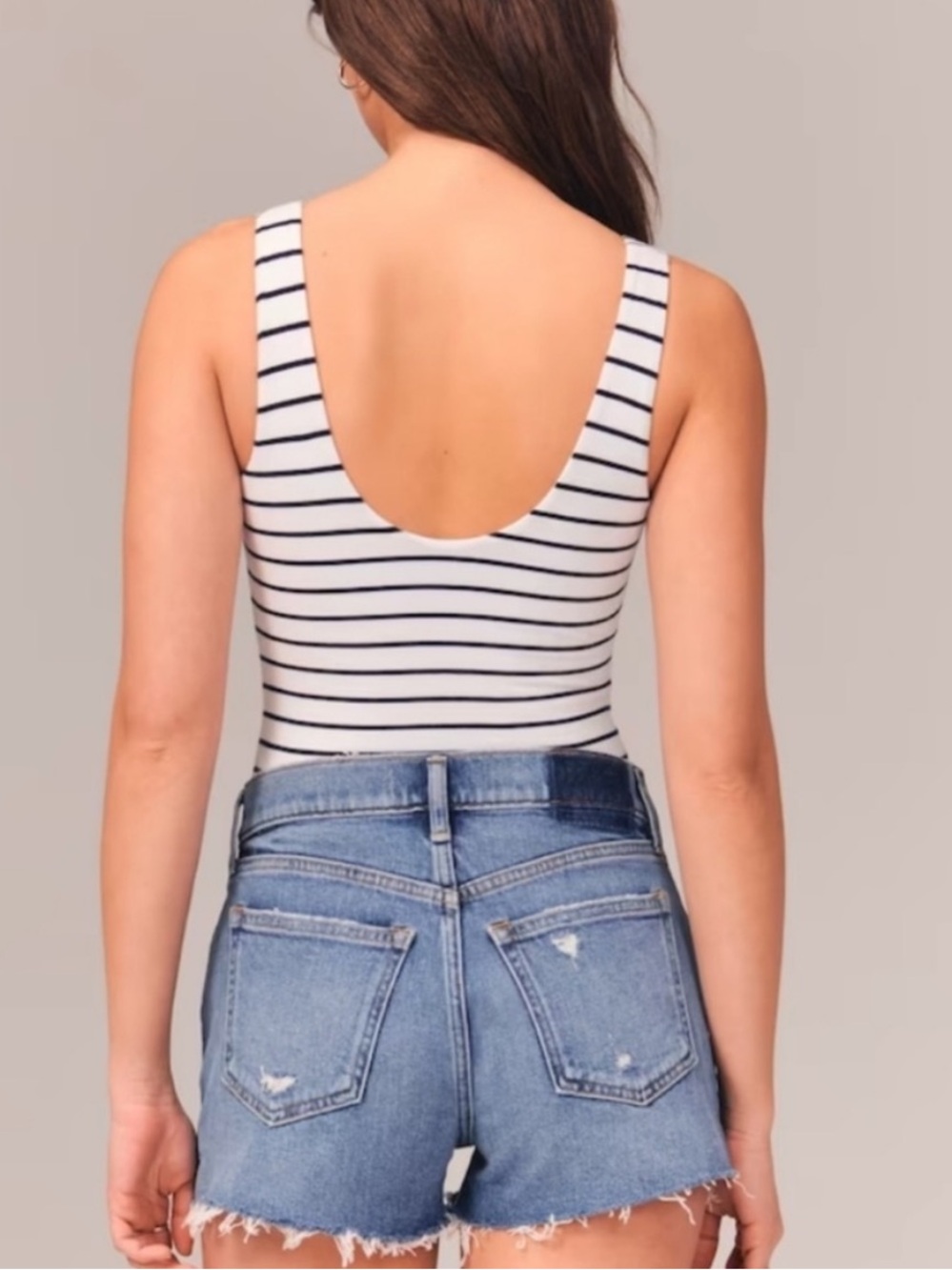 Abercrombie & Fitch Curve Love Mid Rise Mom Short